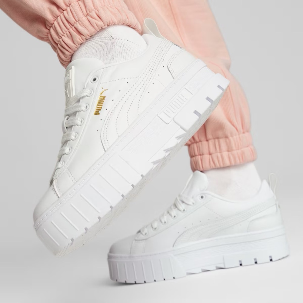 Puma Women's White Leather Mayze Classic Sneakers Size 7